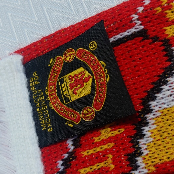 🇬🇧Manchester United Football Club Scarf 50 inches 127cm - Picture 10 of 12